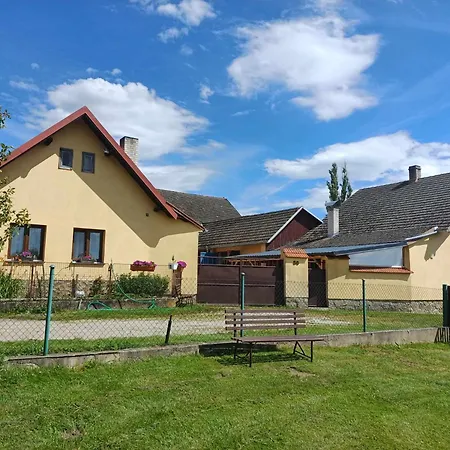 Dobesov * Cernovice (Vysocina)