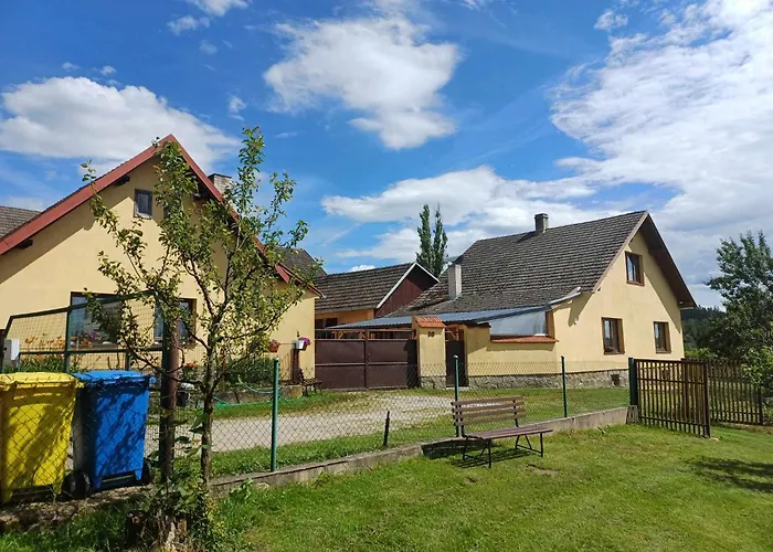 בית כפרי Dobesov Cernovice (Vysocina)